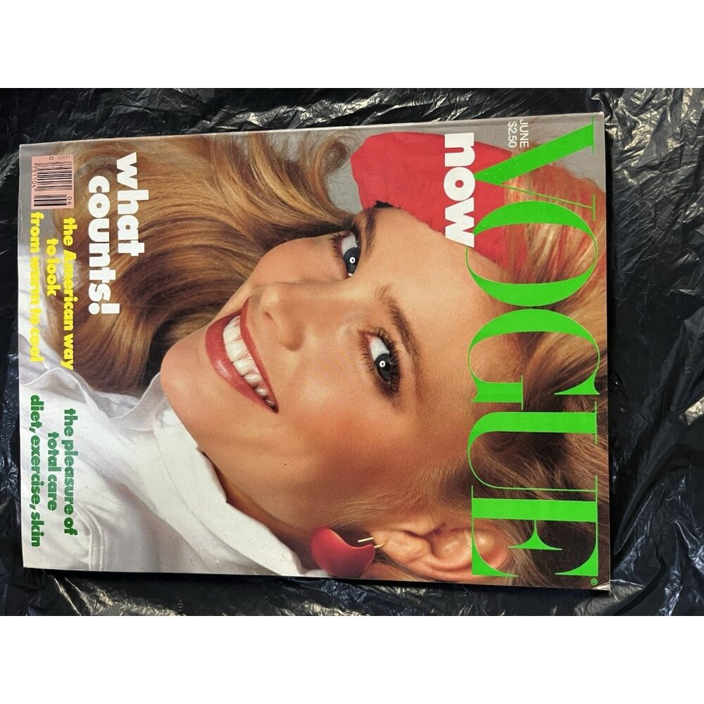 VOGUE US June 1982 KELLY EMBERG ANETTE STAI KIM ALEXIS TERRY FARRELL BROOKE SHIE